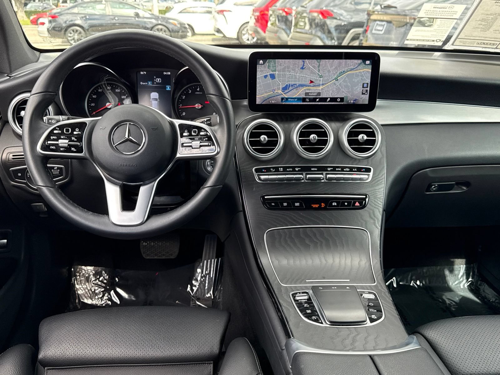 Used 2022 Mercedes-Benz GLC 300 w/ Multimedia Package Lite image 40
