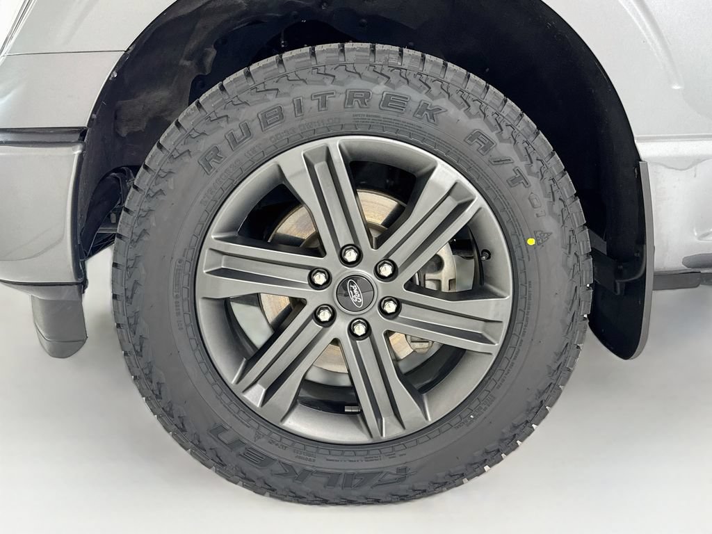 Used 2023 Ford F150 Lariat w/ Equipment Group 502A High AWD/4WD image 31