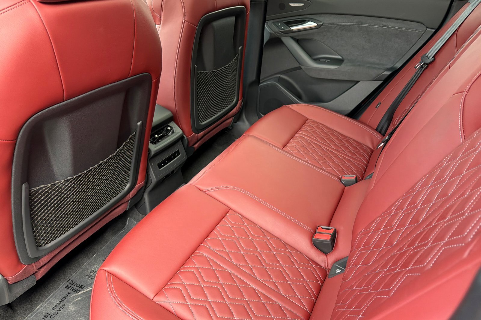 Certified 2025 Audi SQ6 e-tron Prestige w/ 21" Black Optic Wheel Package image 11