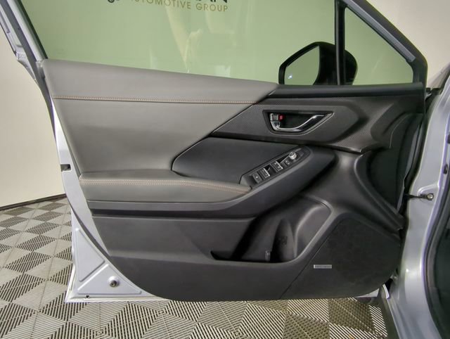 Used 2024 Subaru Crosstrek 2.5i Limited w/ Popular Package #3A image 32
