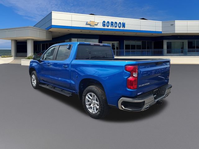 Used 2023 Chevrolet Silverado 1500 LT AWD/4WD image 3