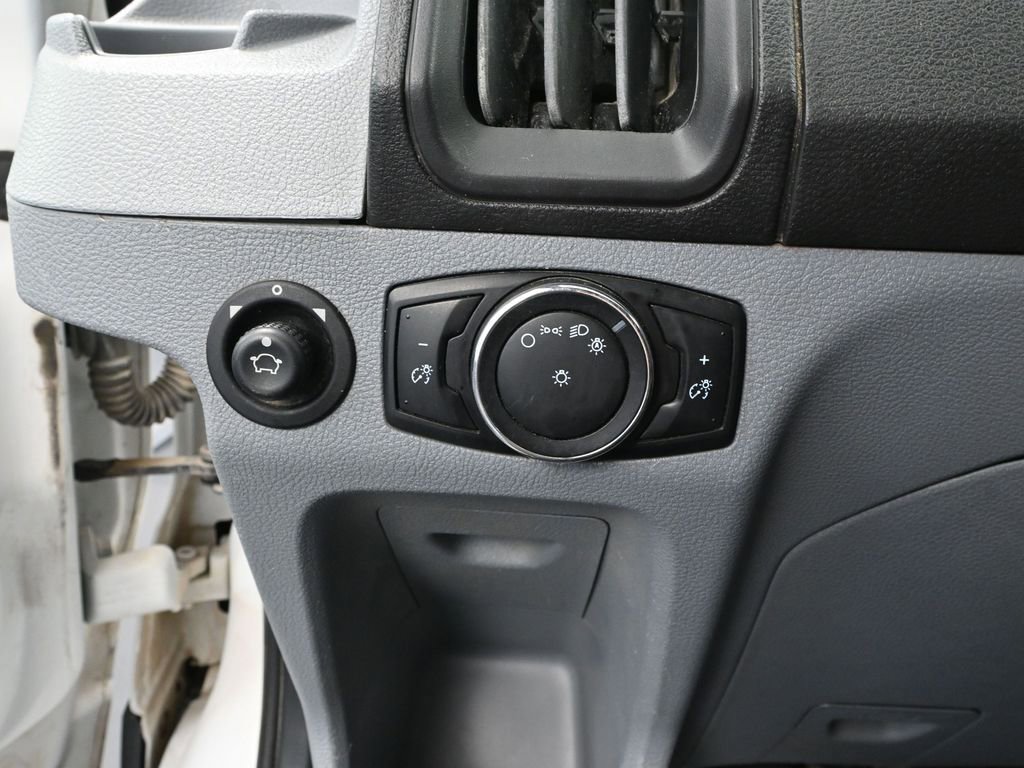 Used 2017 Ford Transit 350 XLT image 30
