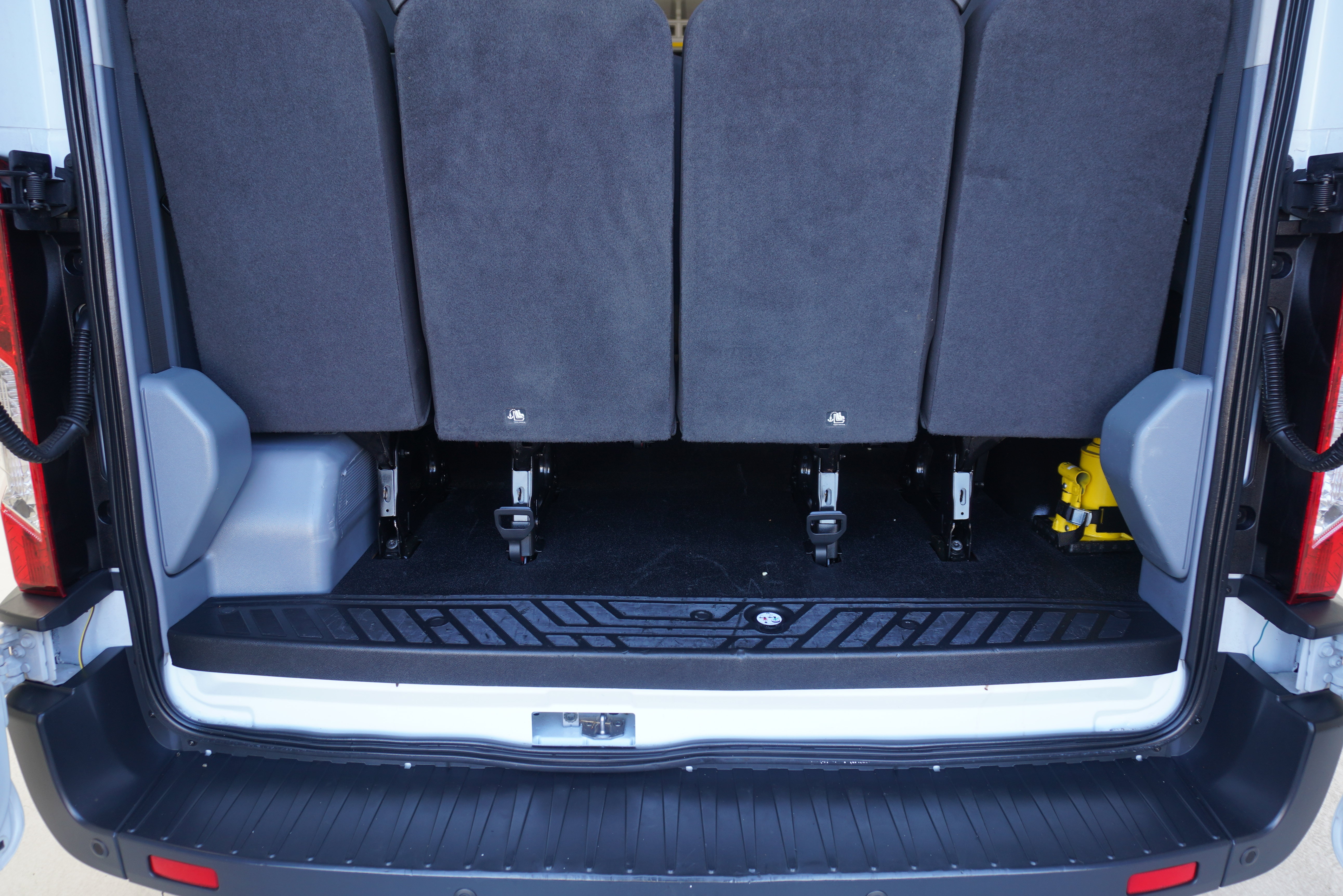 Used 2017 Ford Transit 350 XL RWD image 23