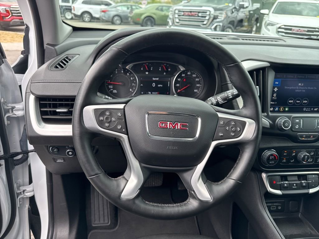 Used 2024 GMC Terrain SLT AWD/4WD image 12