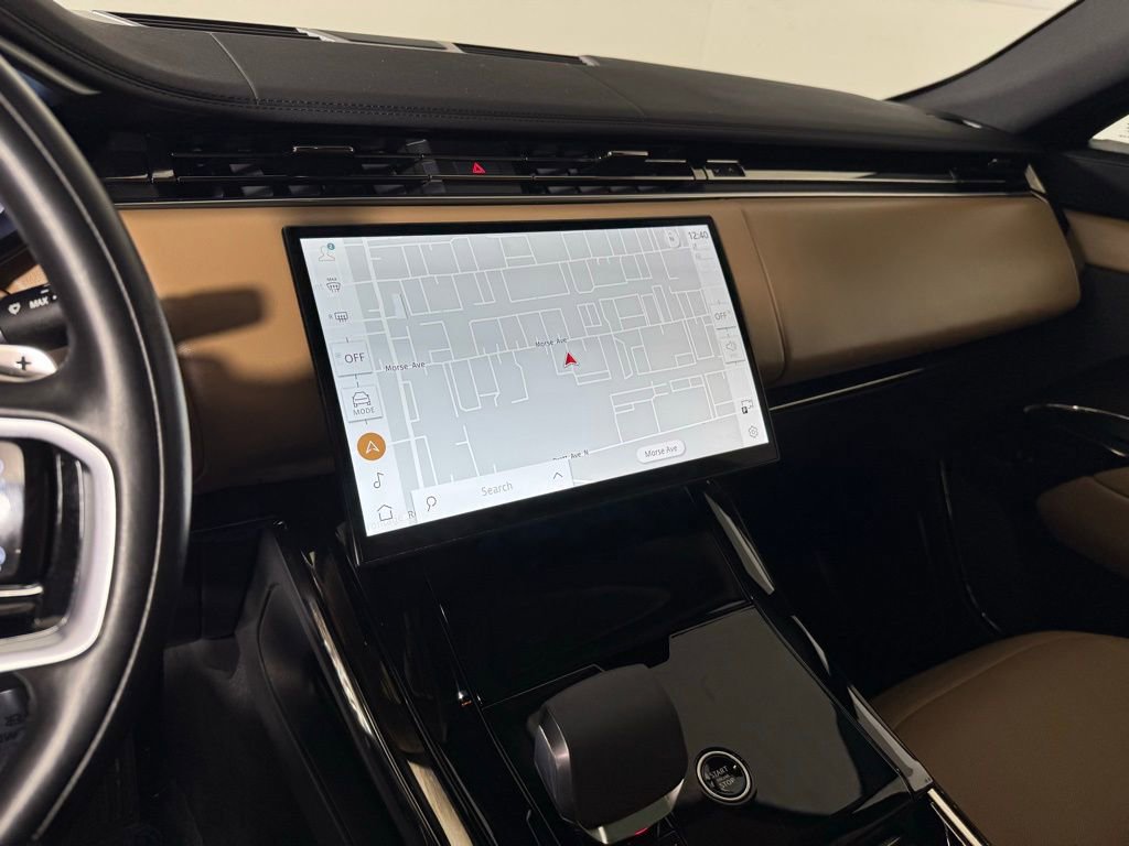 Used 2024 Land Rover Range Rover Sport SE image 22