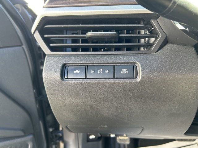 Used 2024 Nissan Altima 2.5 SV image 18