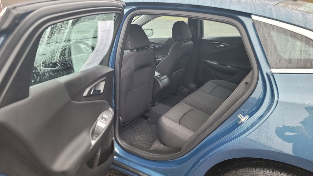 Used 2025 Chevrolet Malibu RS w/ LPO, Floor Liner Package image 25