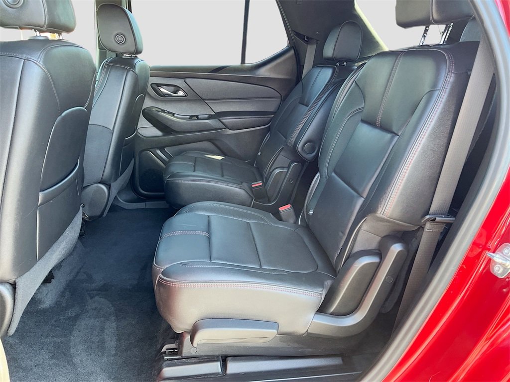 Used 2023 Chevrolet Traverse RS image 25