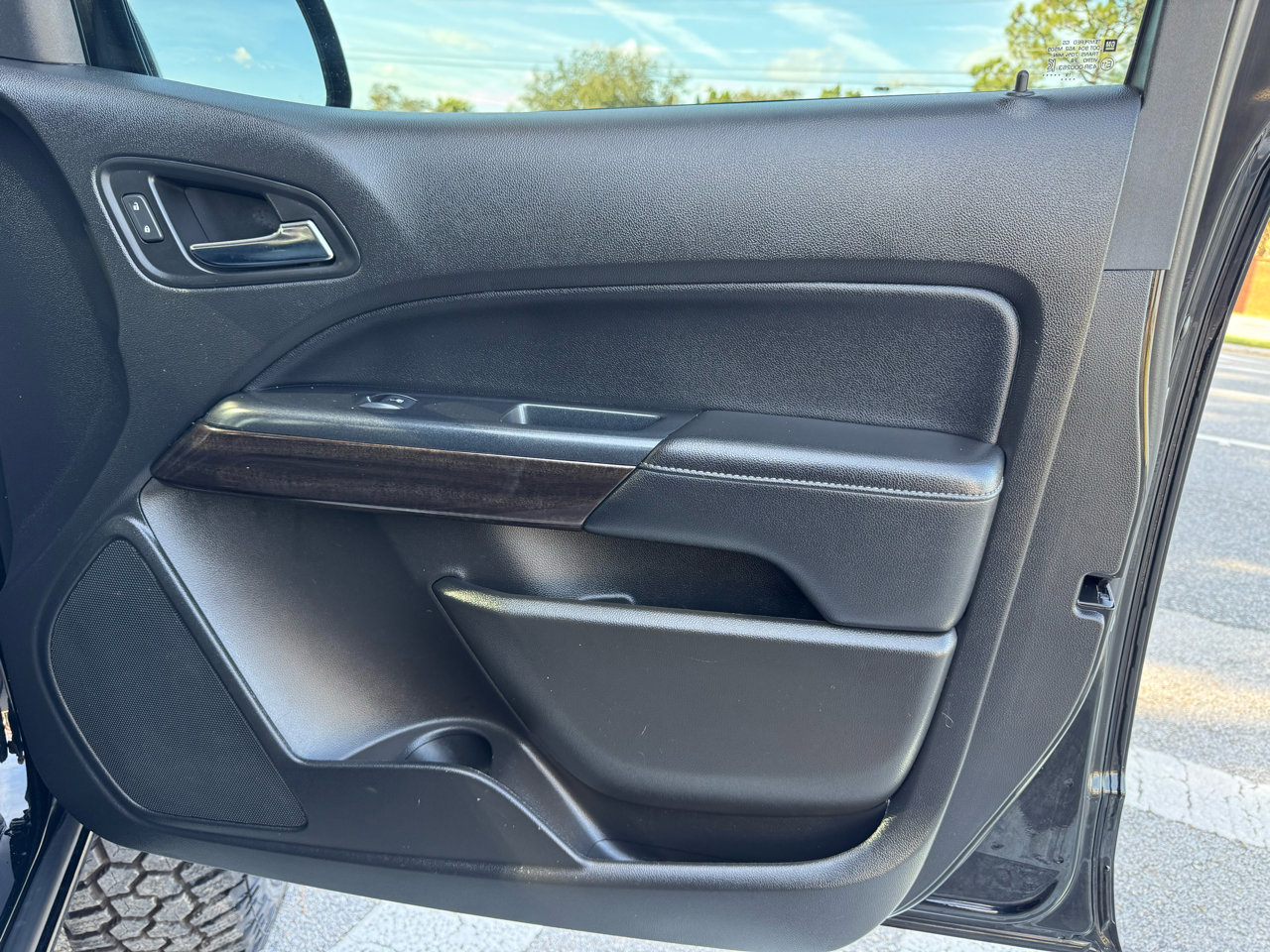 Used 2020 GMC Canyon SLE w/ Trailering Package image 48