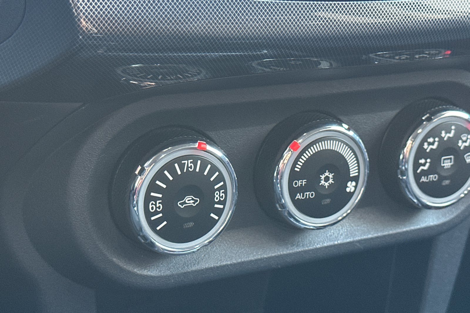 Used 2011 Mitsubishi Lancer Evolution GSR image 27