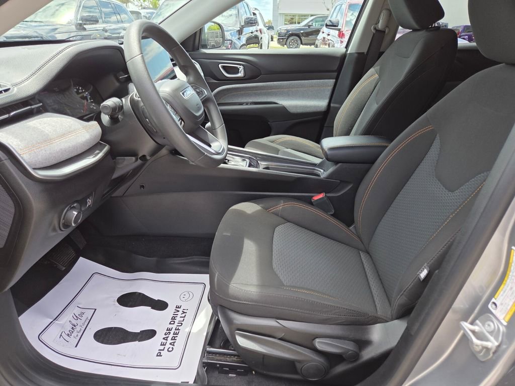 Certified 2022 Jeep Compass Sport image 22