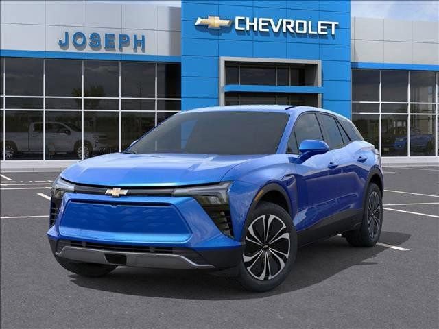 New 2025 Chevrolet Blazer EV LT AWD/4WD image 7