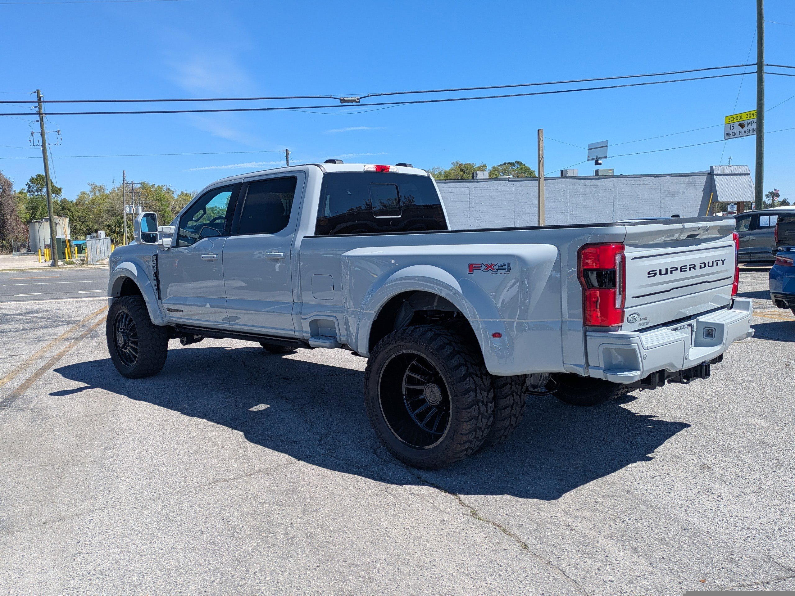 Certified 2026 Ford F450 Platinum w/ FX4 Off-Road Package image 5