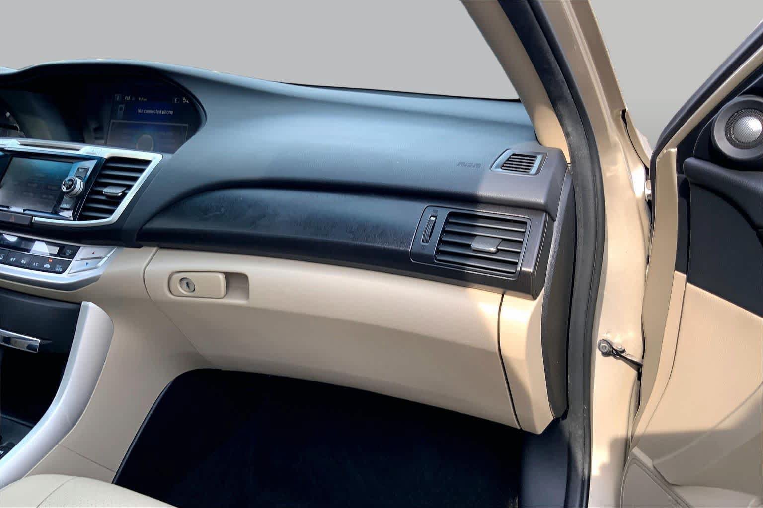 Used 2015 Honda Accord EX-L image 13