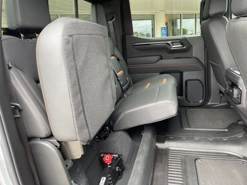 Used 2026 GMC Sierra 1500 AT4 w/ AT4 Premium Package AWD/4WD image 31
