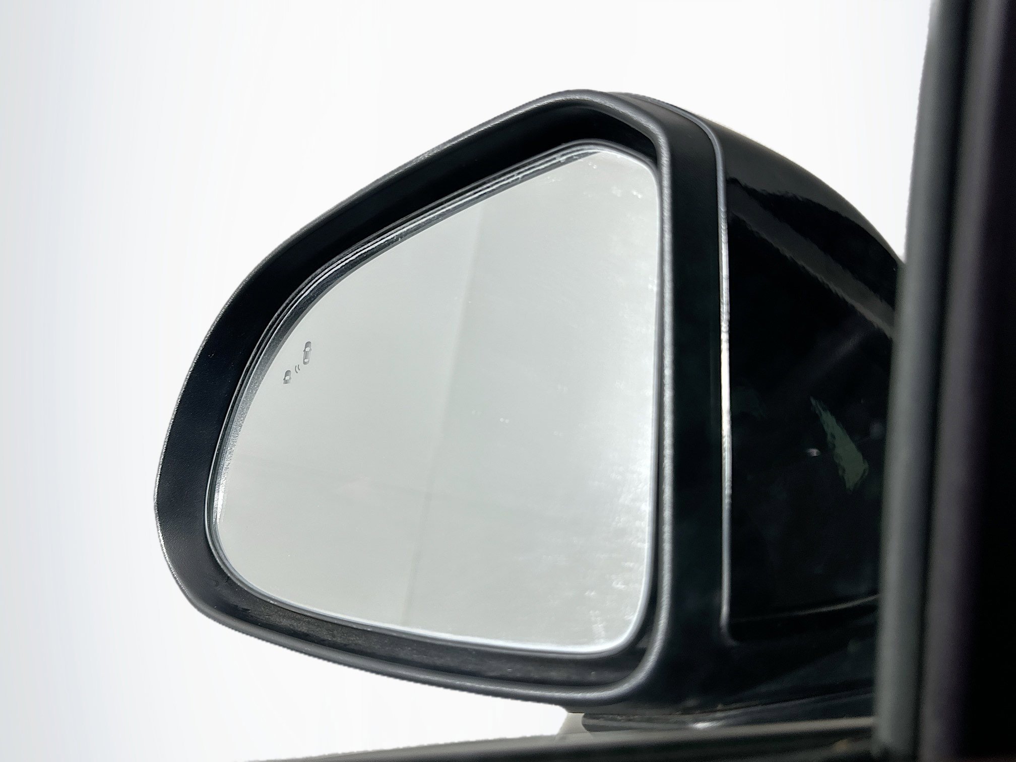 Used 2019 Hyundai Santa Fe SE image 16