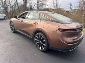 Used 2025 Toyota Crown Platinum image 7