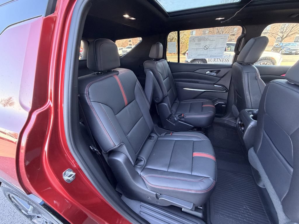 New 2026 Chevrolet Traverse RS w/ LPO, Floor Liner Package AWD/4WD image 14