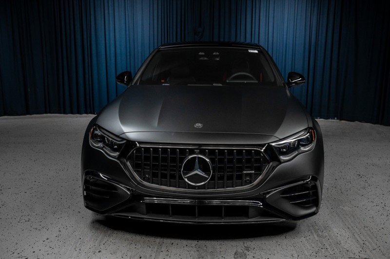 New 2026 Mercedes-Benz E 53 AMG e 4MATIC Sedan image 2