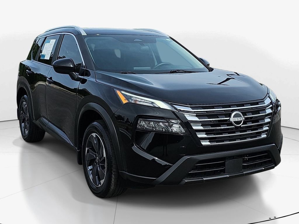 Used 2025 Nissan Rogue SV w/ SV Premium Package image 2