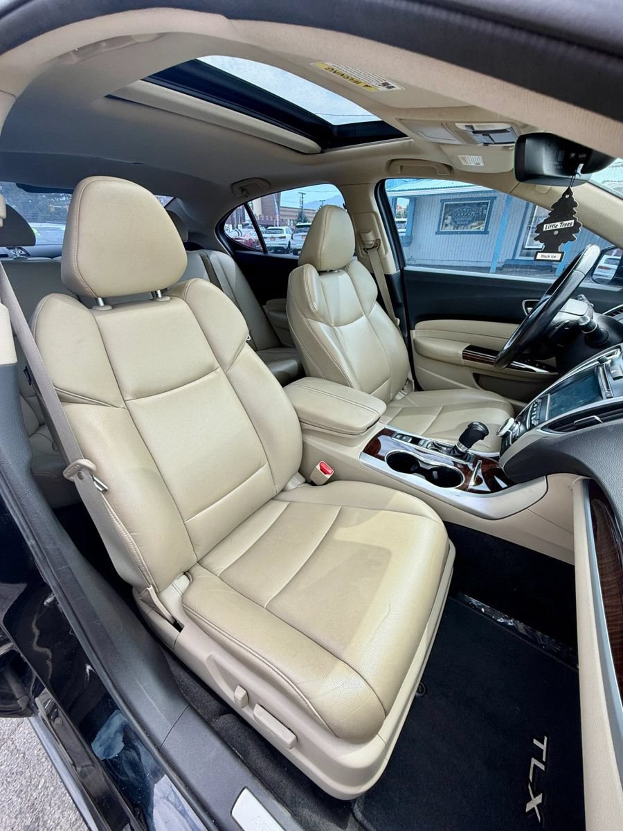 Used 2018 Acura TLX FWD image 13