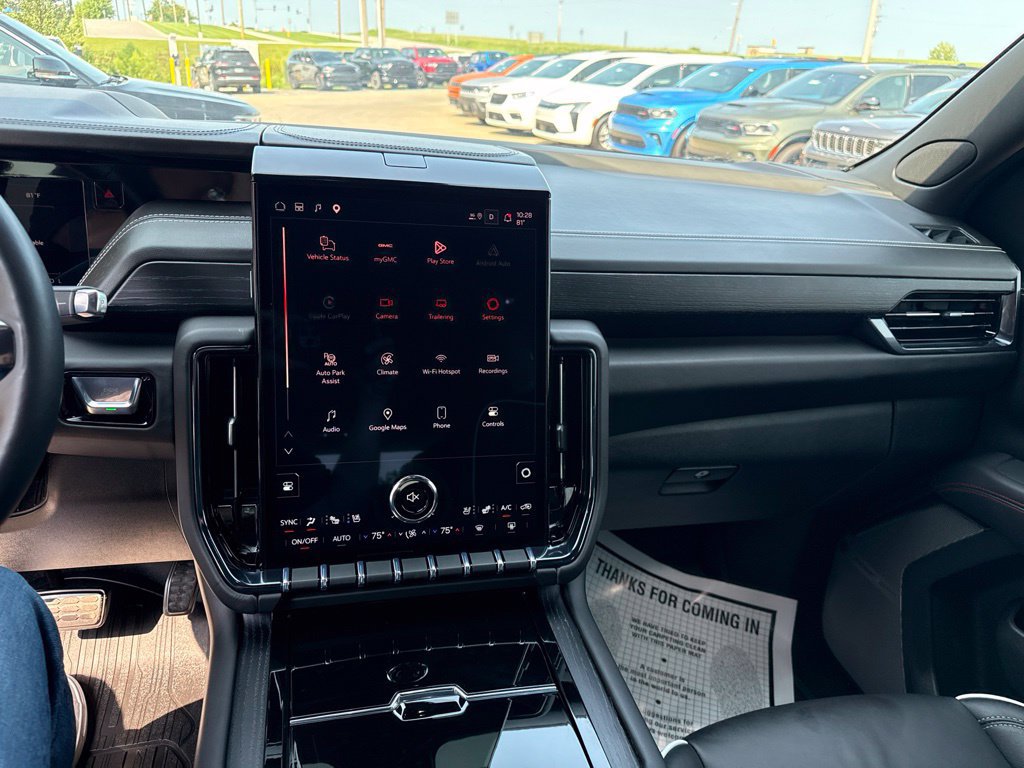 Used 2026 GMC Yukon AT4 Ultimate AWD/4WD image 44
