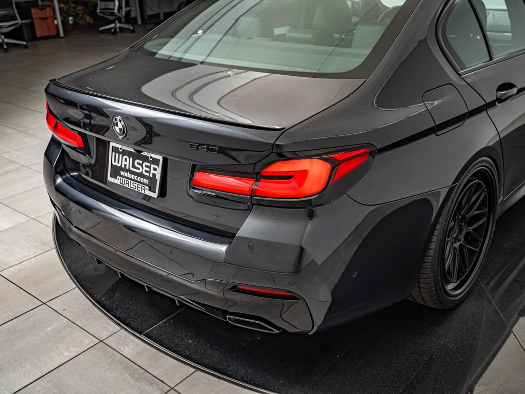 Used 2023 BMW 540i w/ M Sport Package RWD image 18