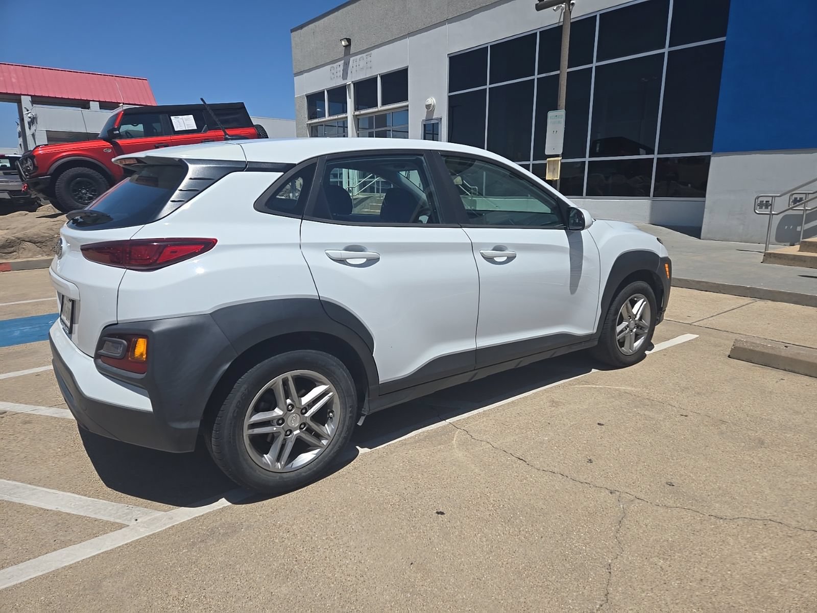 Used 2018 Hyundai Kona SE FWD image 5