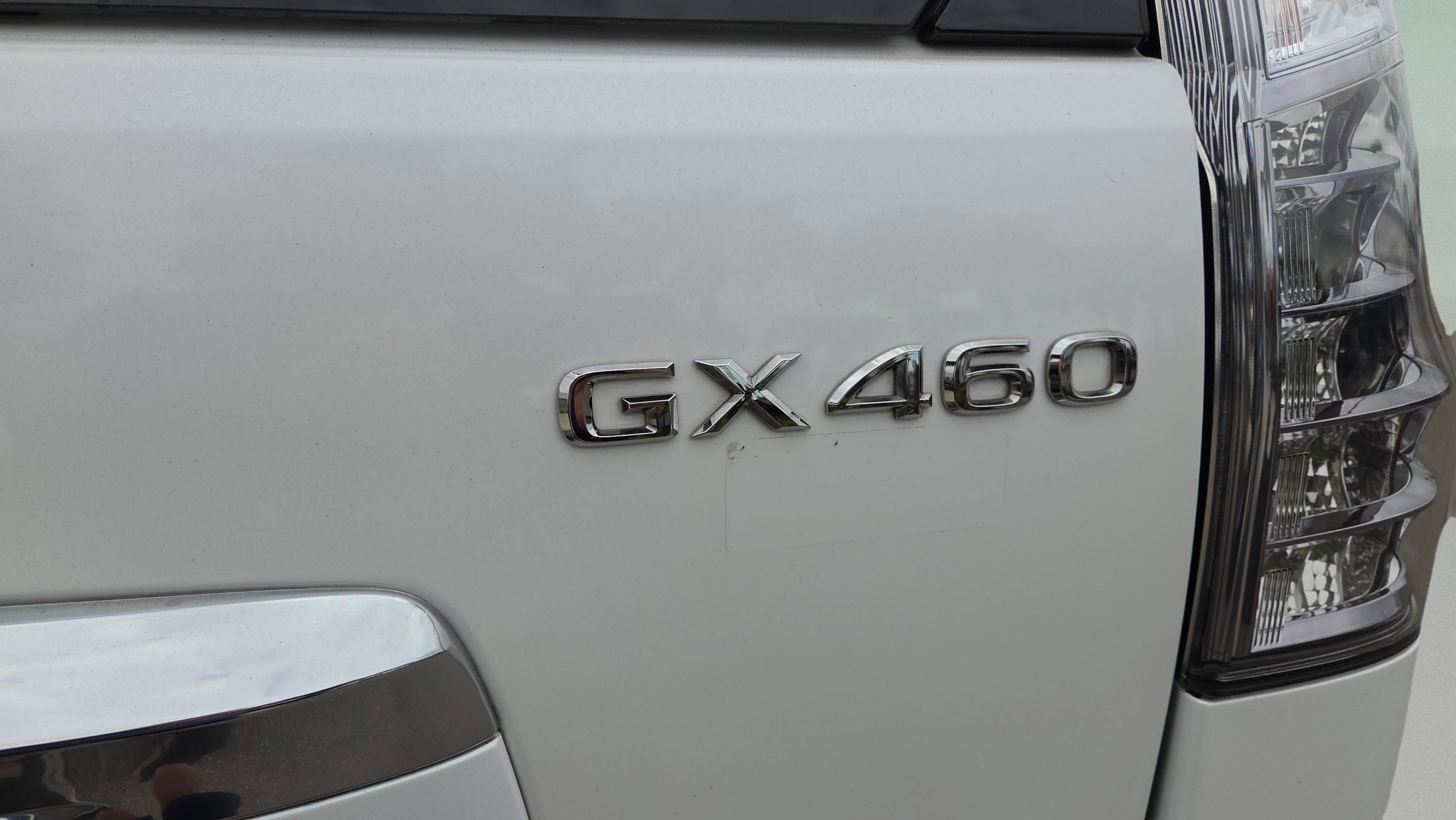 Used 2020 Lexus GX 460 Luxury w/ Off Road Package image 12