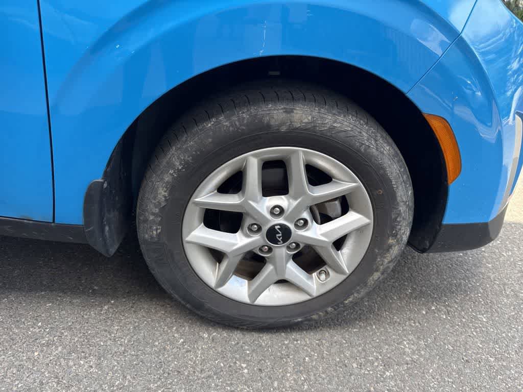 Used 2024 Kia Soul S FWD image 24