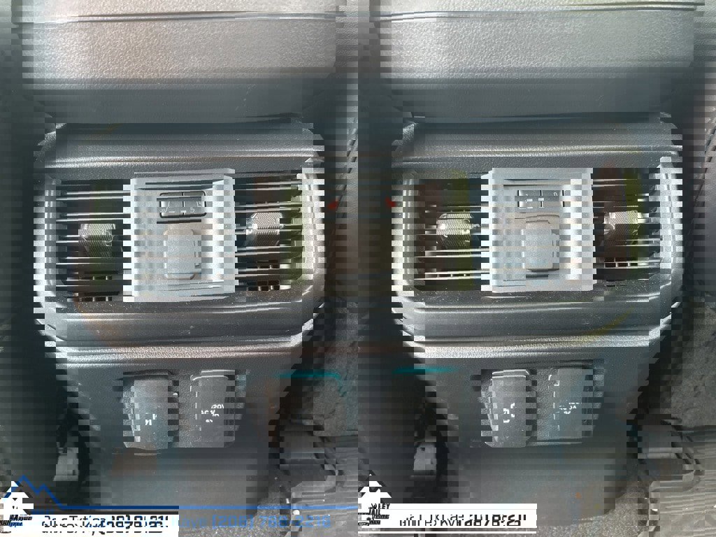 Used 2025 Ford F150 Raptor image 13