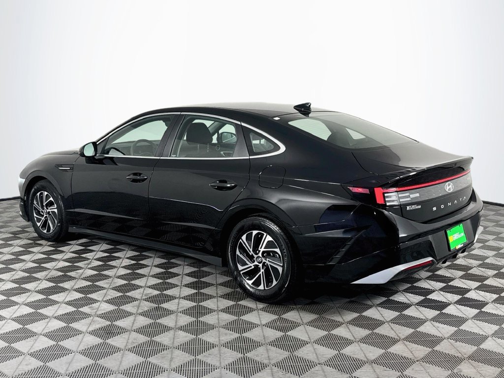 Used 2026 Hyundai Sonata Blue FWD image 6