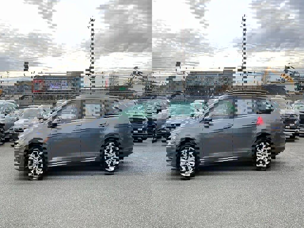 Used 2016 Volkswagen Golf SE w/ Lighting Package image 5