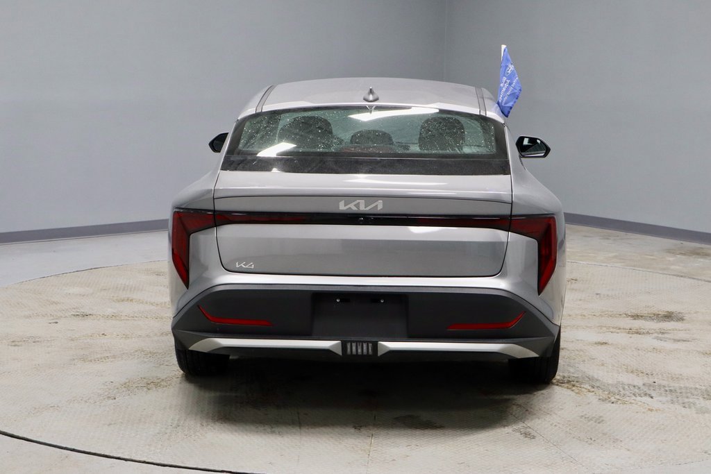 Used 2025 Kia K4 LXS image 10