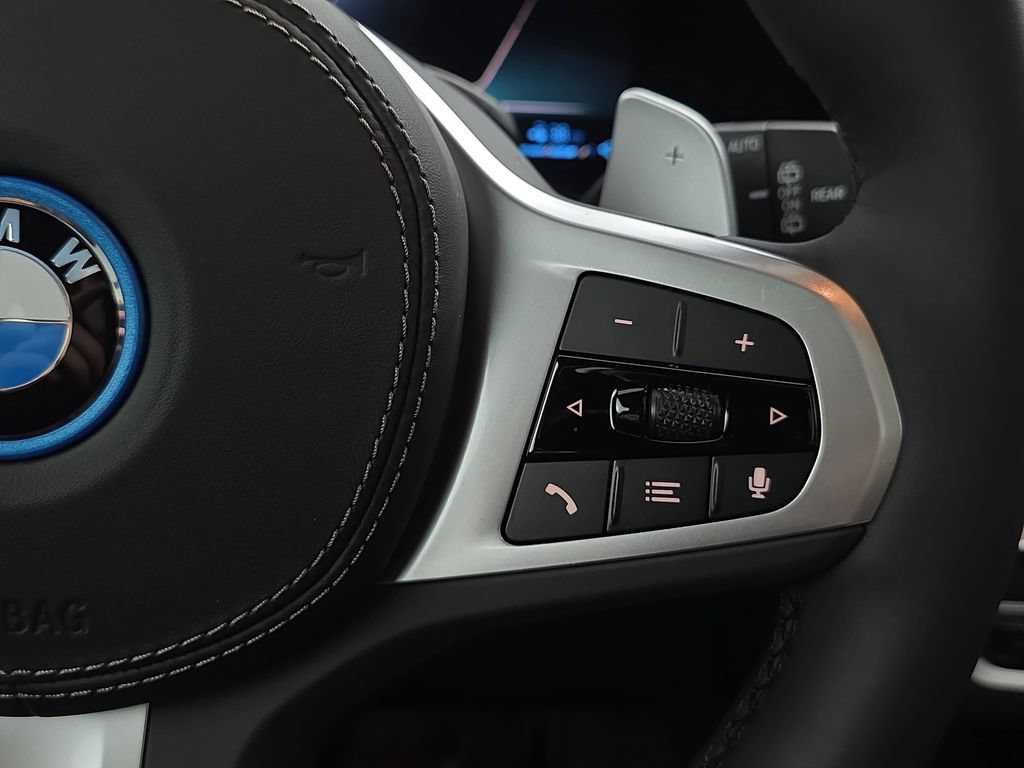 New 2026 BMW X5 xDrive50e w/ M Sport Package AWD/4WD image 18