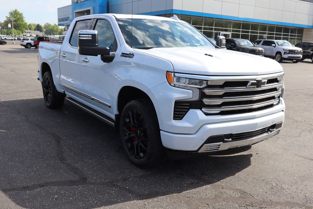 New 2026 Chevrolet Silverado 1500 High Country w/ Technology Package AWD/4WD image 2