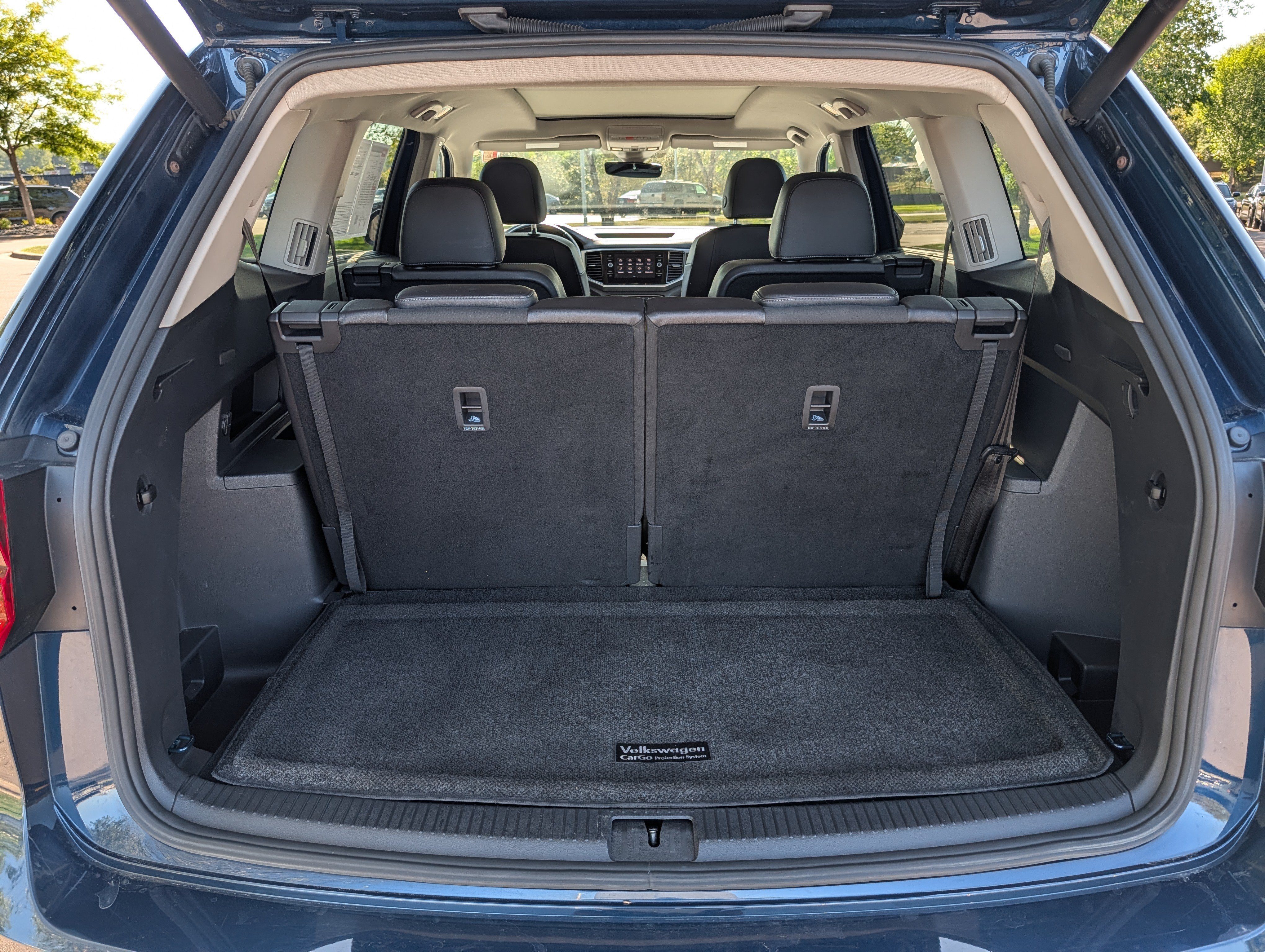 Used 2018 Volkswagen Atlas SEL AWD/4WD image 18