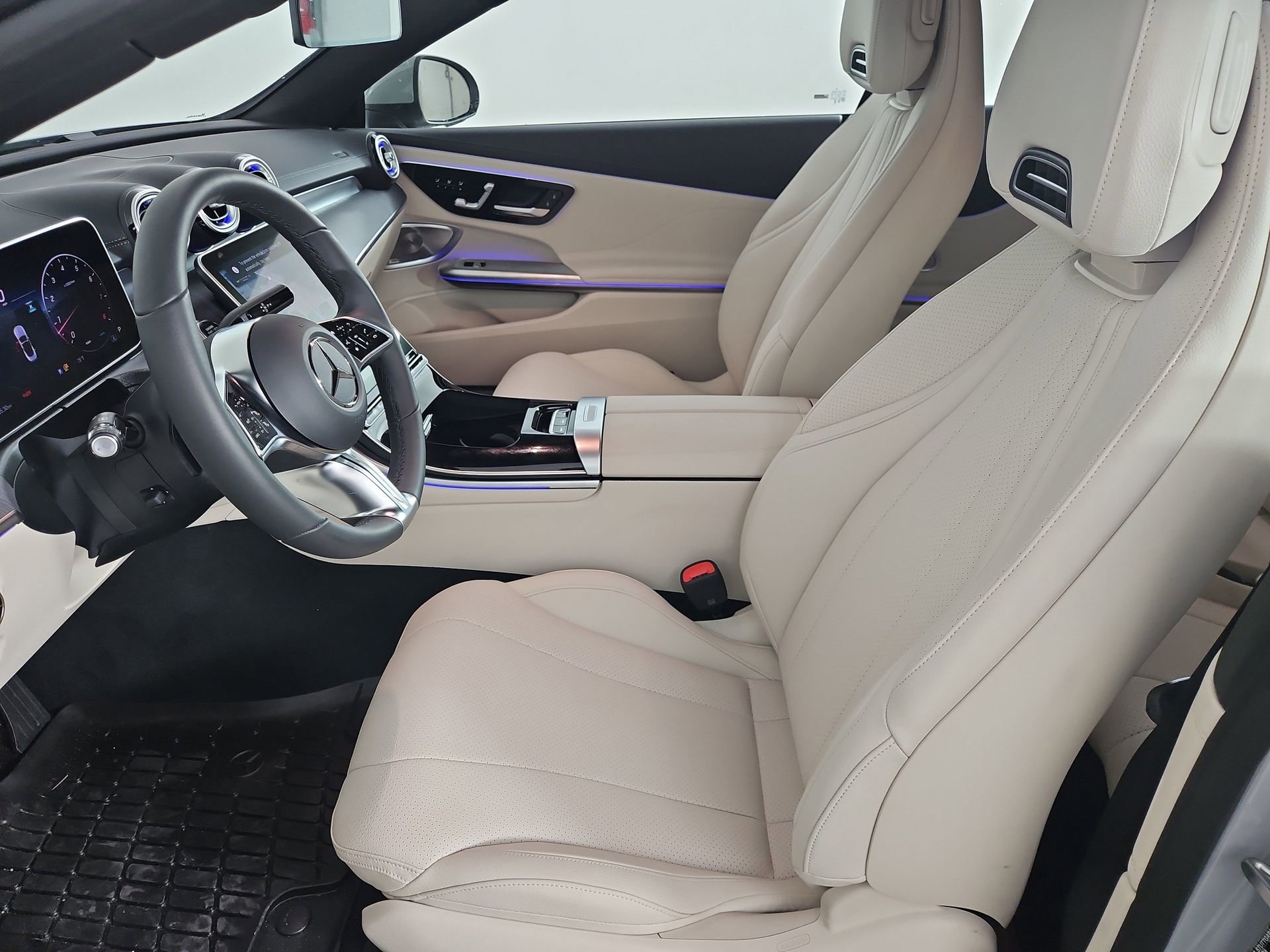 Used 2026 Mercedes-Benz CLE 300 4MATIC Cabriolet image 18