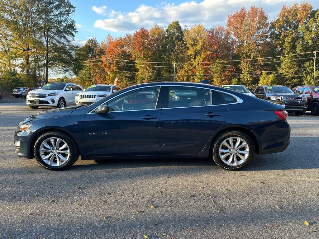 Used 2021 Chevrolet Malibu LT image 3
