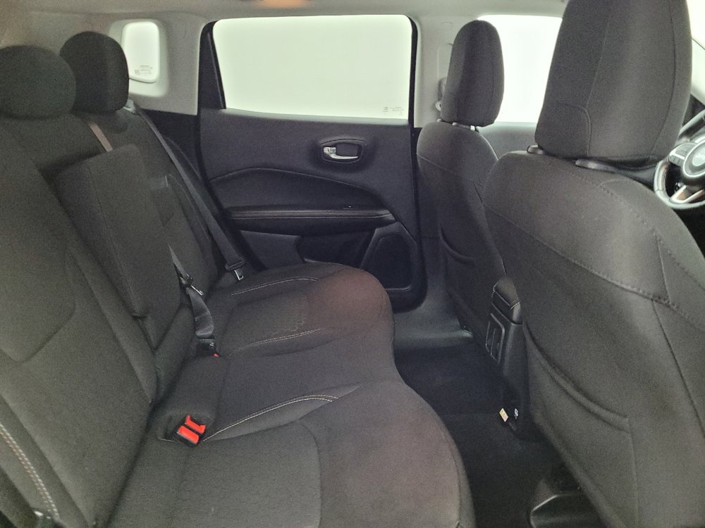 Used 2020 Jeep Compass Sport image 19