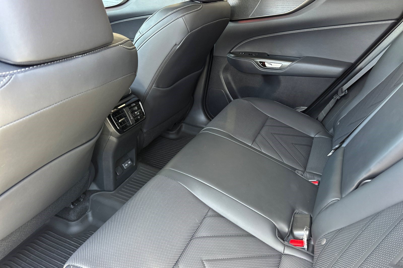 Used 2026 Lexus NX 450h+ AWD w/ Accessory Package (2T) image 26
