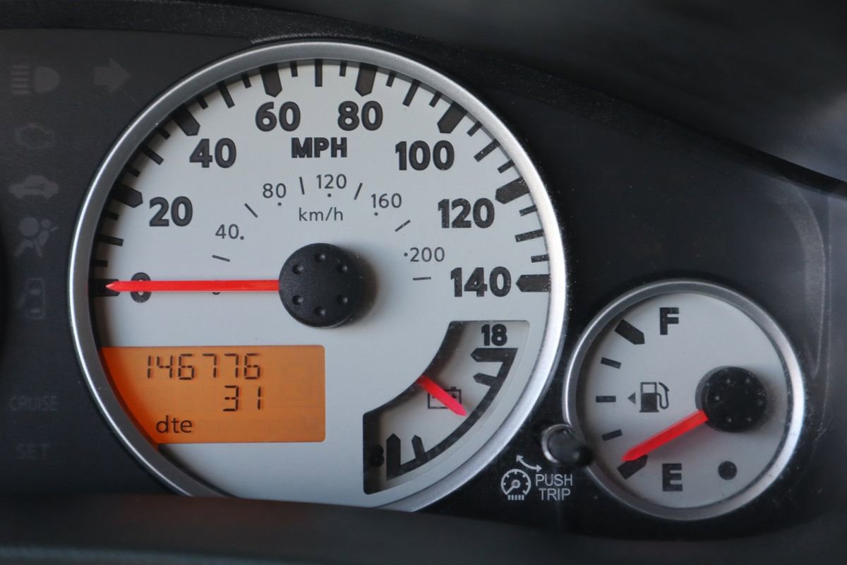Used 2012 Nissan Frontier PRO-4X AWD/4WD image 44