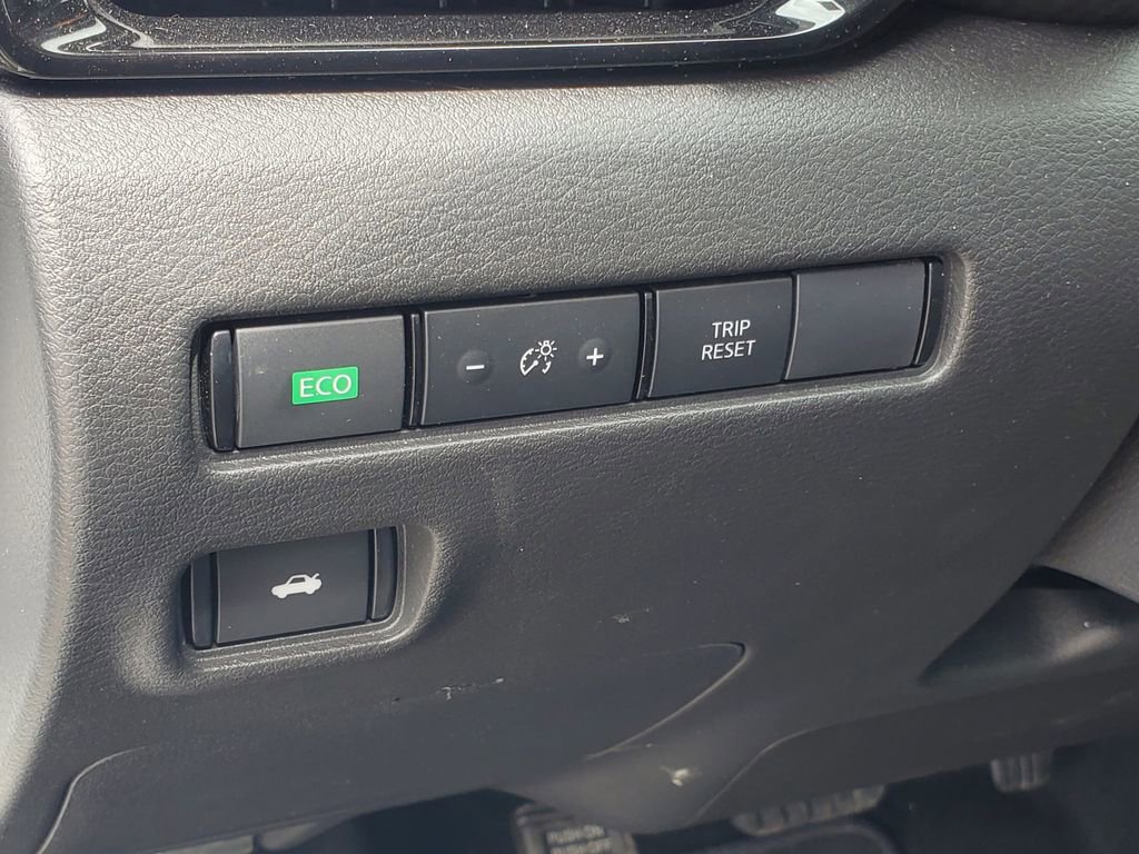 Used 2024 Nissan Sentra SR w/ SR Premium Package image 14