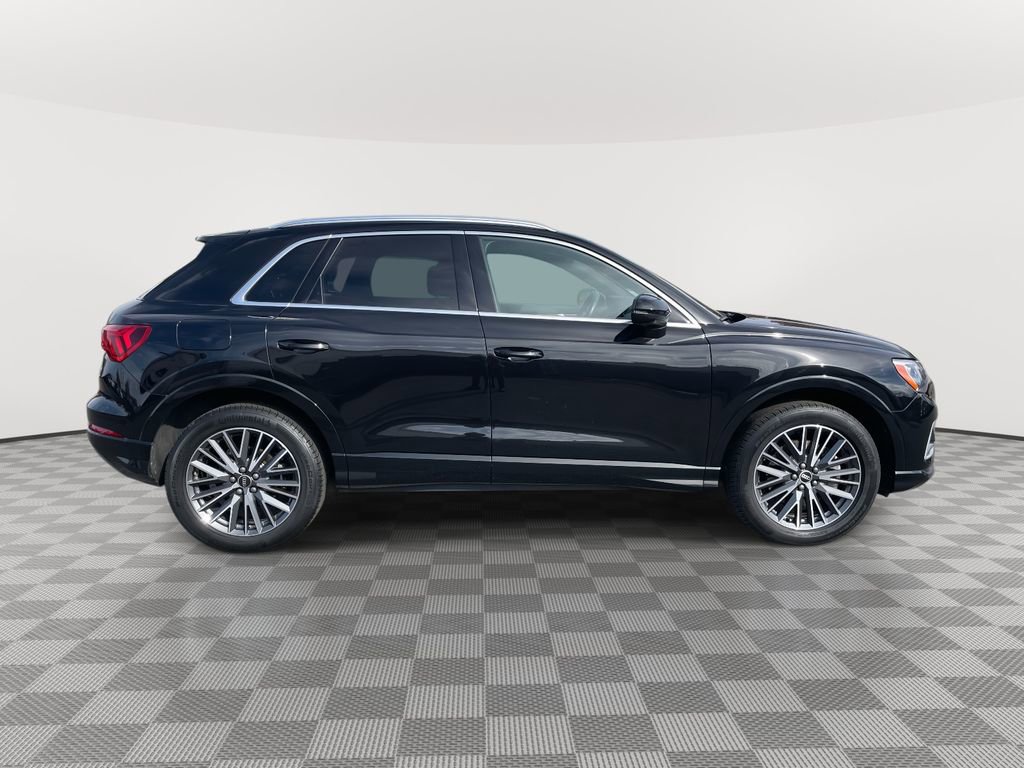 Used 2021 Audi Q3 2.0T Premium w/ Convenience Package image 8