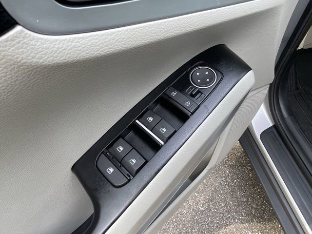 Used 2020 Kia Soul LX FWD image 16