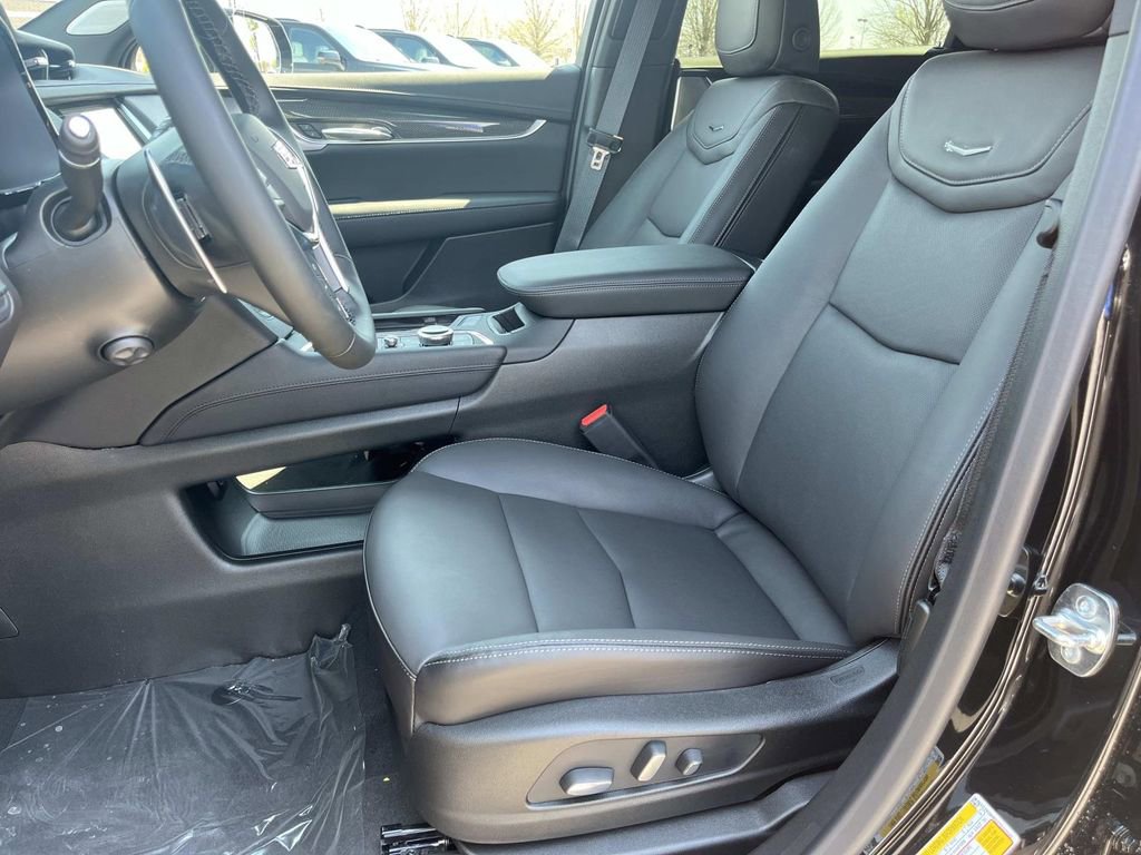 New 2026 Cadillac XT5 Sportv w/ LPO, Onyx Lite Package AWD/4WD image 21