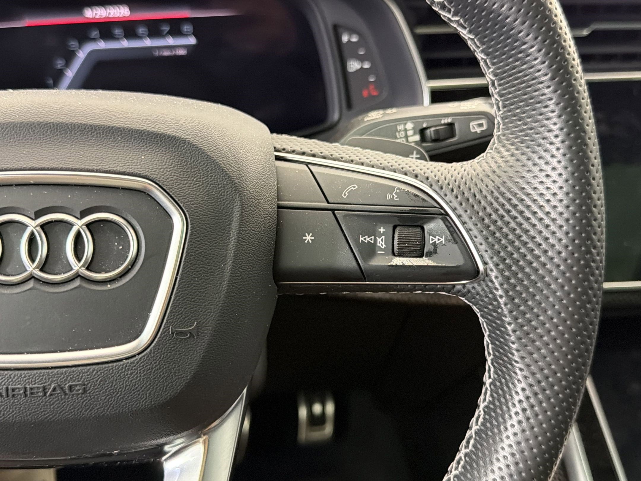 Used 2023 Audi SQ8 Prestige w/ Prestige Package AWD/4WD image 27