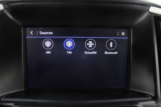 Used 2023 GMC Terrain SLE w/ Driver Convenience Package image 5