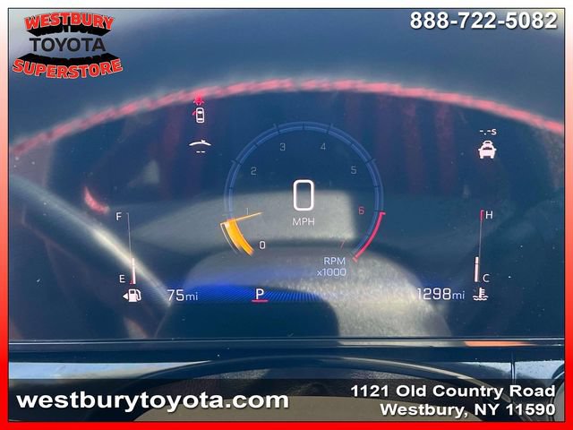 Used 2026 Chevrolet Trax RS w/ Sunroof Package FWD image 27