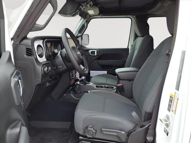 New 2026 Jeep Gladiator Sport AWD/4WD image 9